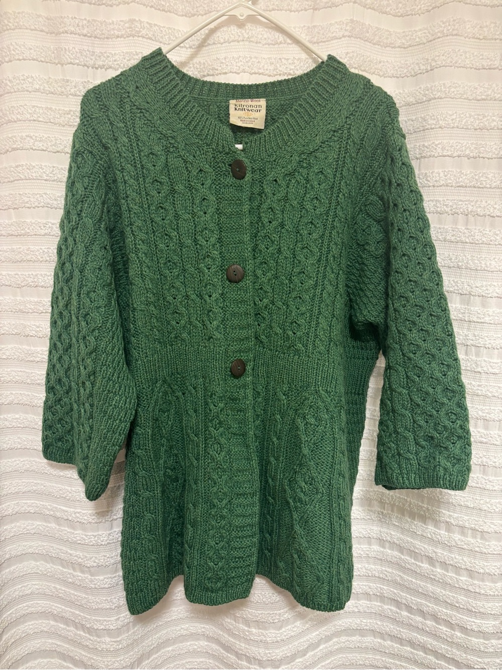 Kilronan Knitwear. 100% wool Green Cable Knit Button-Front Women’s Cardigan. XL.